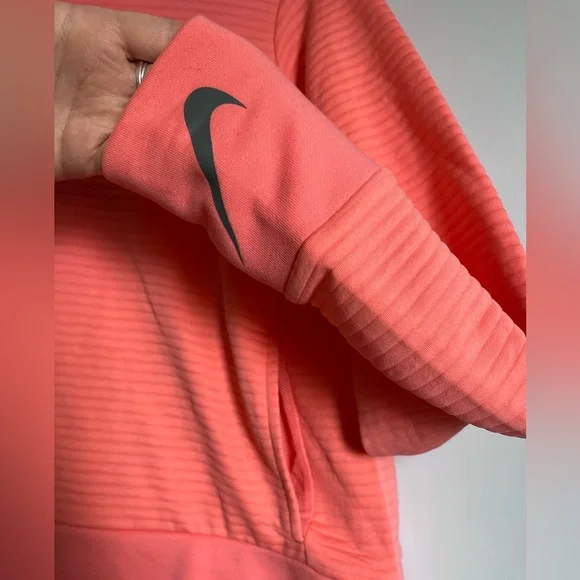 Nike Sweater - Picture 2 of 5